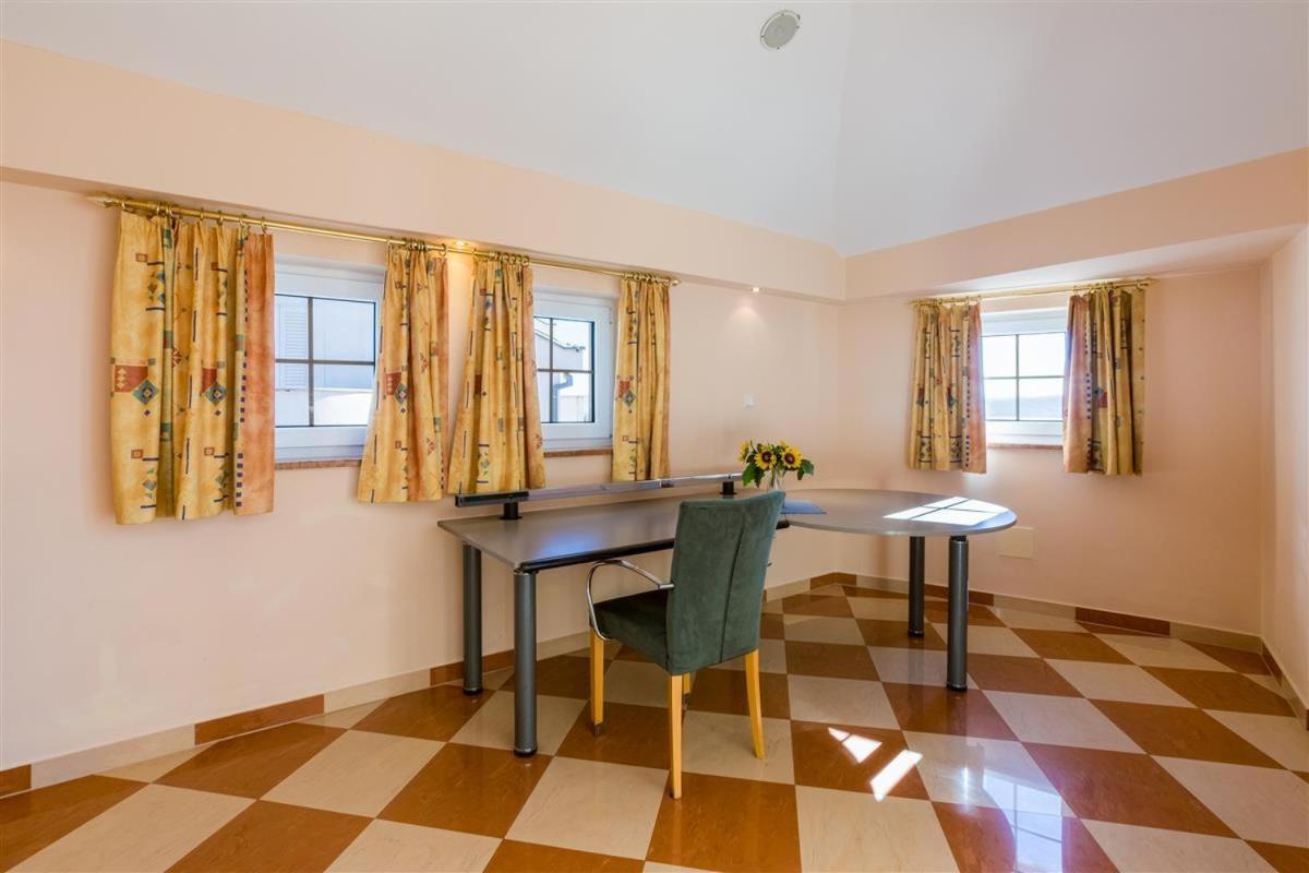 Villa Barbara Crikvenica Pokój zdjęcie
